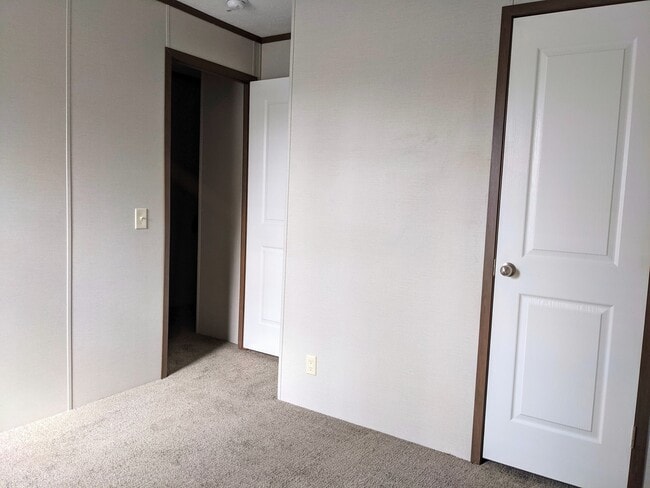 Photo - 300 Forrest Ave