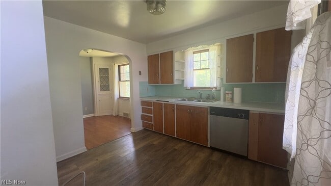 86 Ferncliff Ave