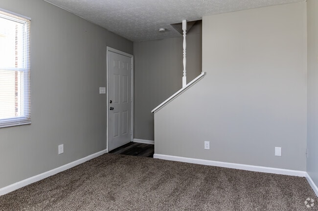2BR, 1BA - 888SF - Living Room