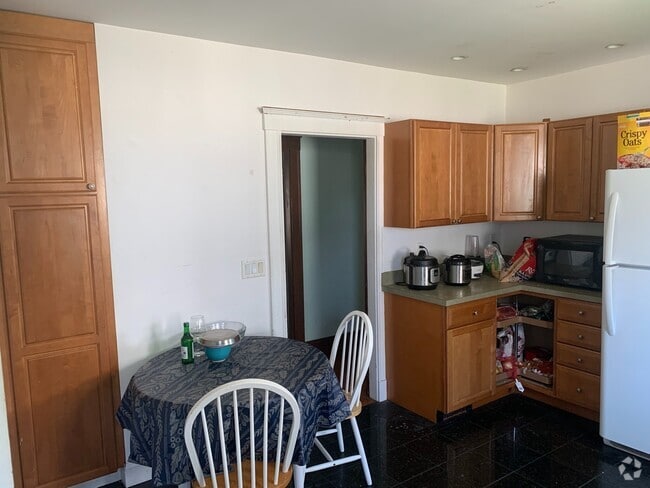Building Photo - 4 Nottinghill Rd Unit 1 Rental