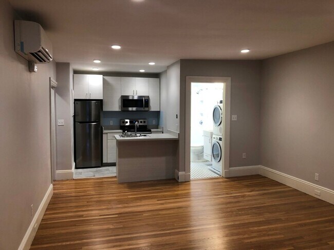 Photo - Back Bay 1bed / 1bath available Feb 1 $3450