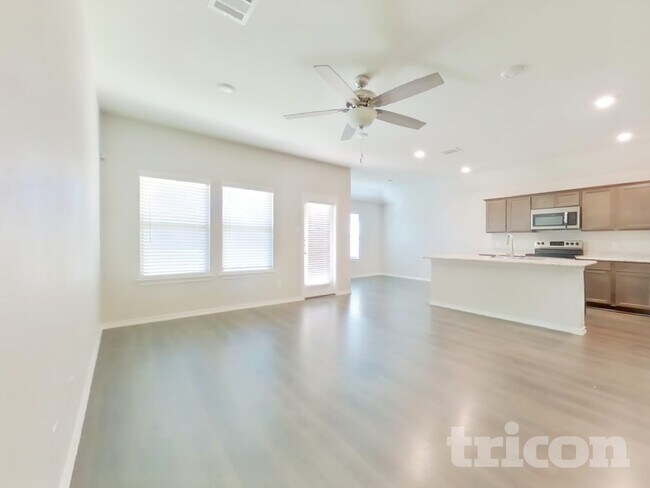 Photo - 3609 Doris Dr