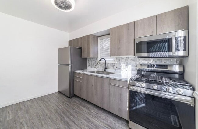 Photo - 2267 Tennessee St