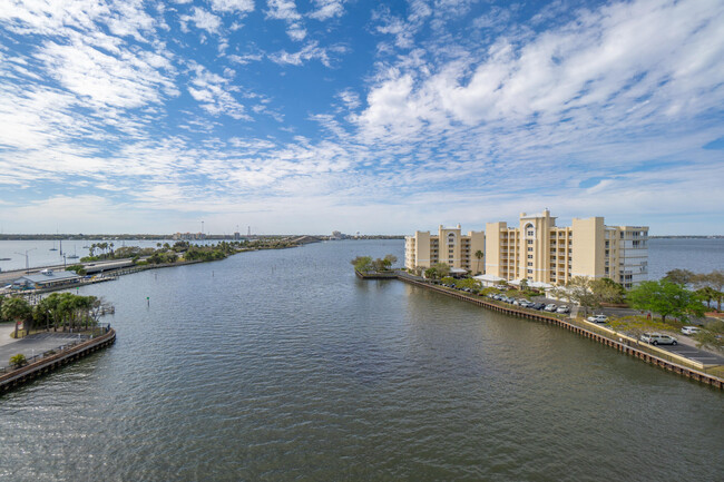 Building Photo - 134 Starboard Ln Unit 705 Rental
