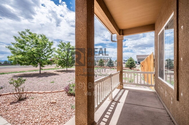 Photo - 947 E Kirkwood Dr