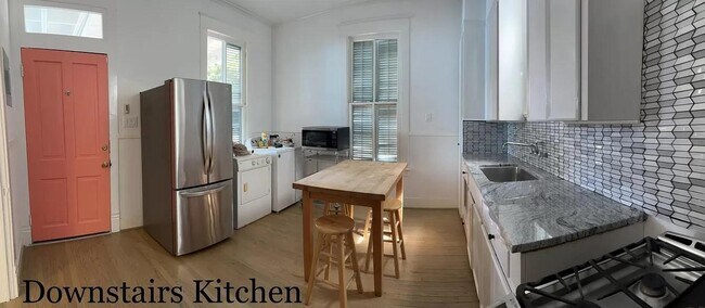 Photo - 1105 Market St