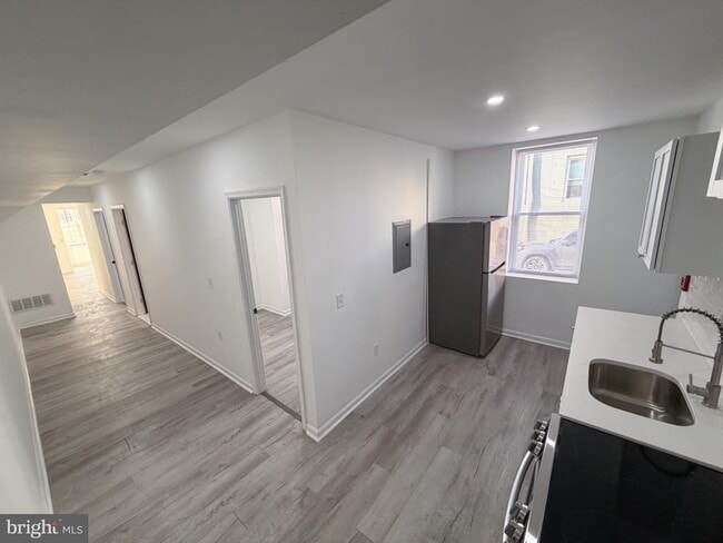 Photo - 1621 N 33rd St Unit 1