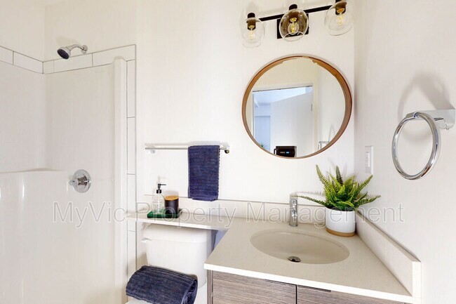 Photo - 8015 102 St NW Unit Studio