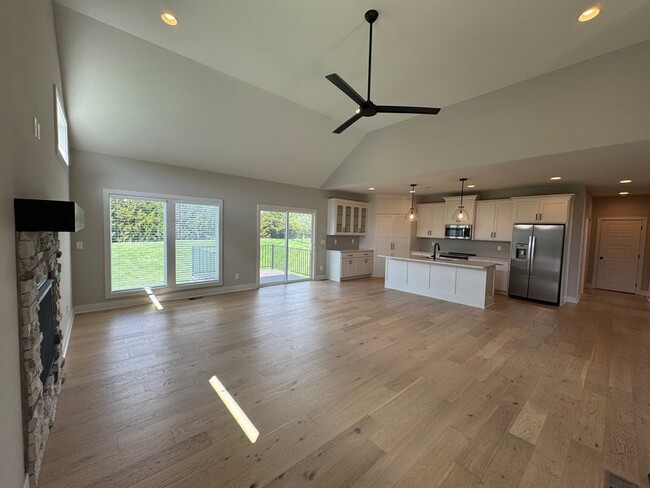 Photo - 19322 W 109th Pl