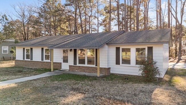 Photo - 620 Starling Way