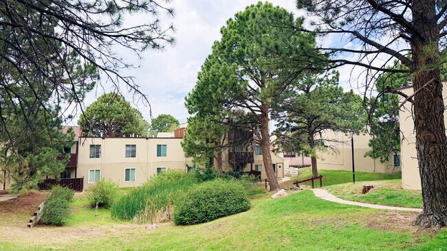 Photo - TOTALLY REFURBISHED 2 Bed 2 Bath Condo in Woodstream Falls. NEW Paint NEW Carpet & Flooring. Spac... Unit #R278