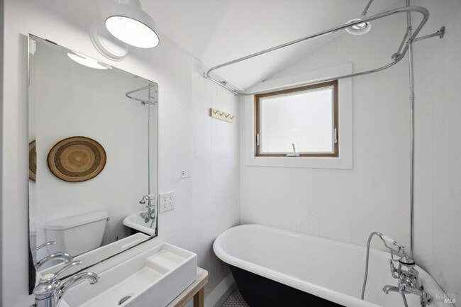 Photo - 104 3rd St Townhome