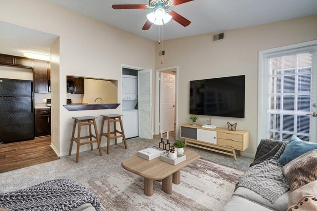 Tuscany Pointe at Tampa Apartment Homes