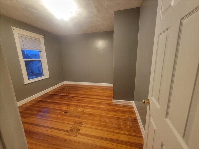 Photo - 6 Osborn St Unit 3