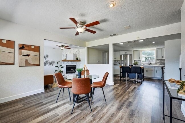 Photo - 11119 Temple Ave