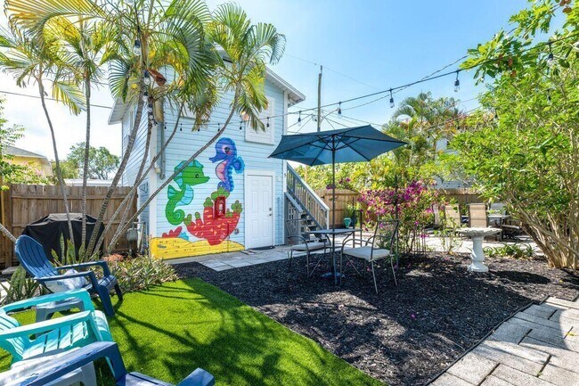 216 S M St Unit 2