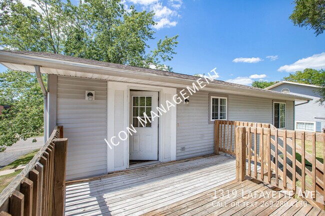 Photo - 1319 Lafayette Ave