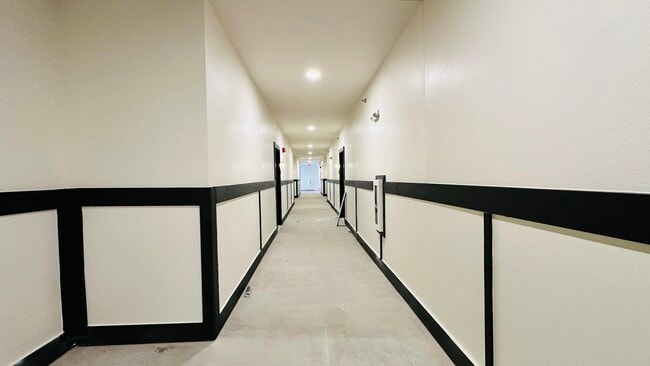 Photo - 19100 Woodland Hills Dr Unit B1