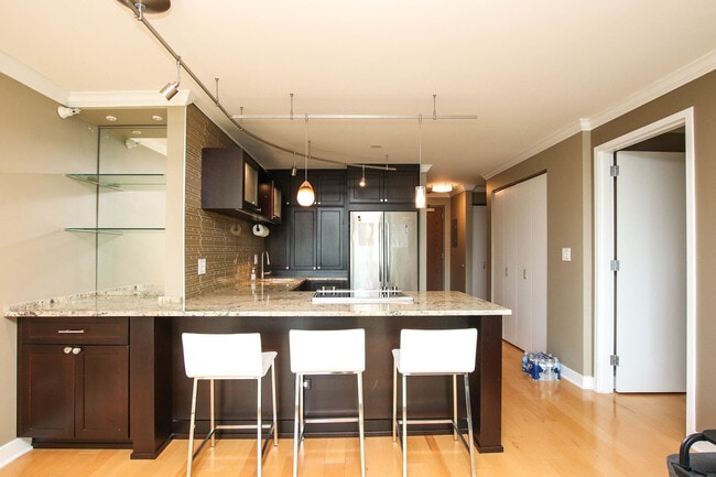 Photo - 2 E Erie St Unit 2101