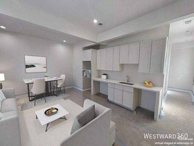 Photo - 805 W Weed St Unit #3W