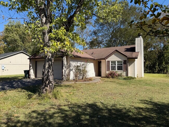 Building Photo - 9746 Wallwood Dr SE