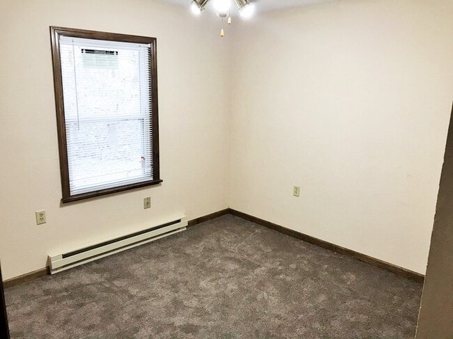 Photo - Parkway Village Apartments