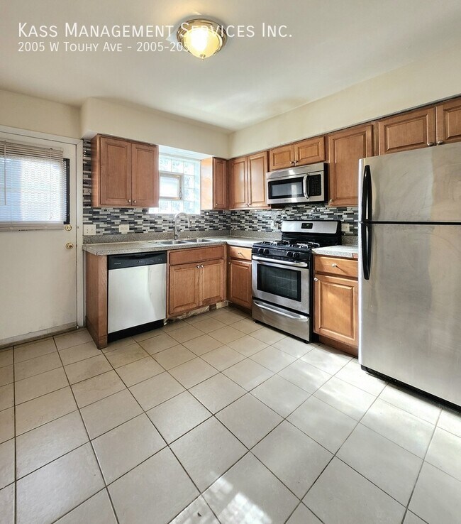Photo - 2005 W Touhy Ave Unit 2005-205