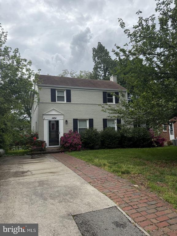 Photo - 1424 N Longfellow St Casa