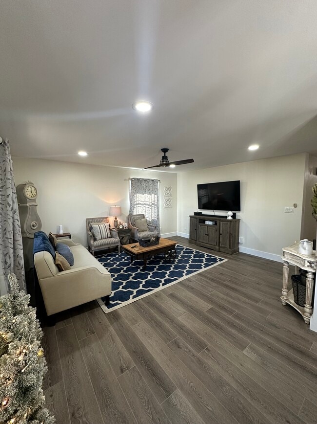Photo - 6178 Graceland Cir