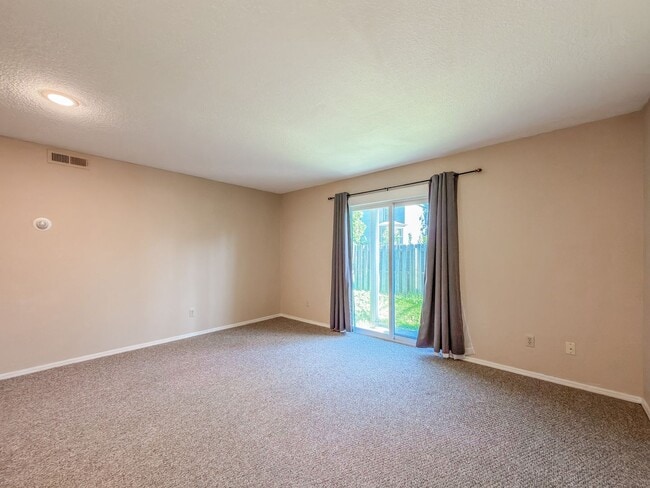 Photo - 501 N May Ave Unit 1