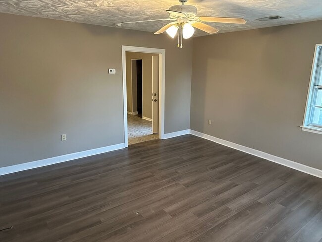 Photo - 519 Shelton Rd