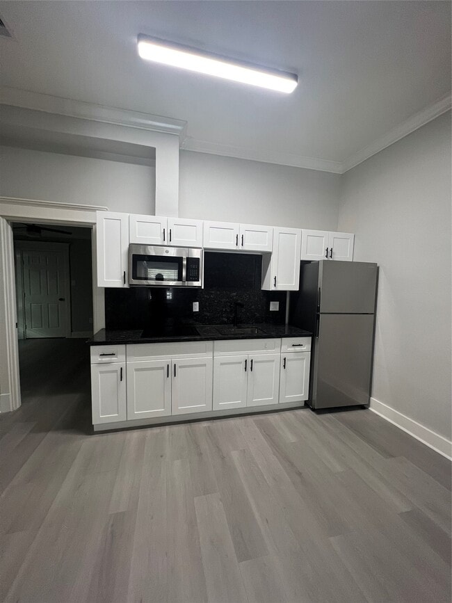 Photo - 220 Redan St