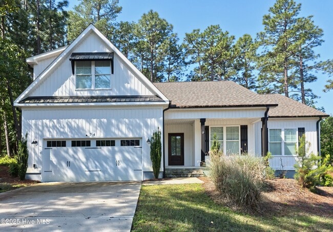 Building Photo - 74 N Shamrock Dr Rental
