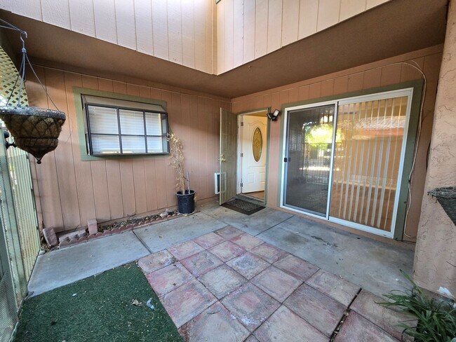 Photo - 2 bed, 2 bath townhouse ready for immediate move in!!