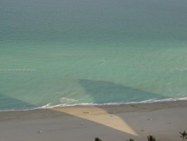 Building Photo - 2201 S Ocean Dr Unit 2807 Rental