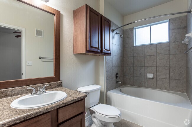 2 BR, 2 BA - 982 SF - Camden Woodson Park