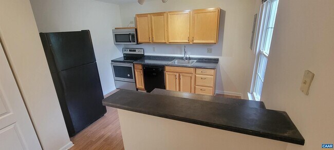 Photo - 1356 Villa Way Unit E