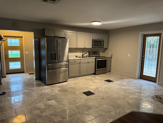 Building Photo - 2573 Honey Rd Rental