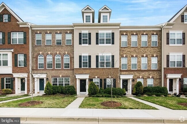 Building Photo - 5907 Leben Dr Rental