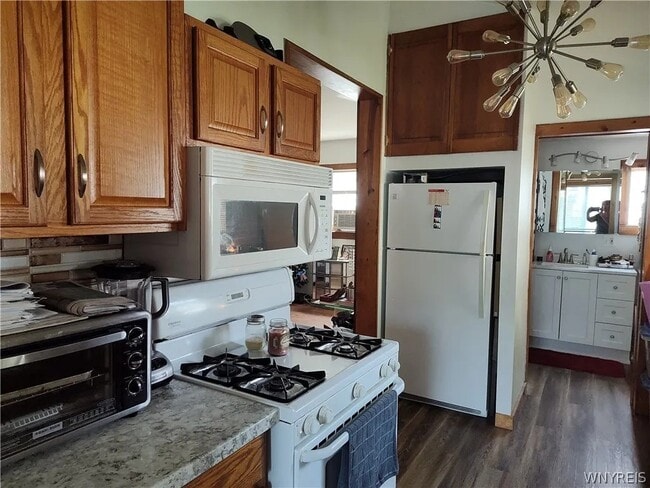 Photo - 3669 5th St