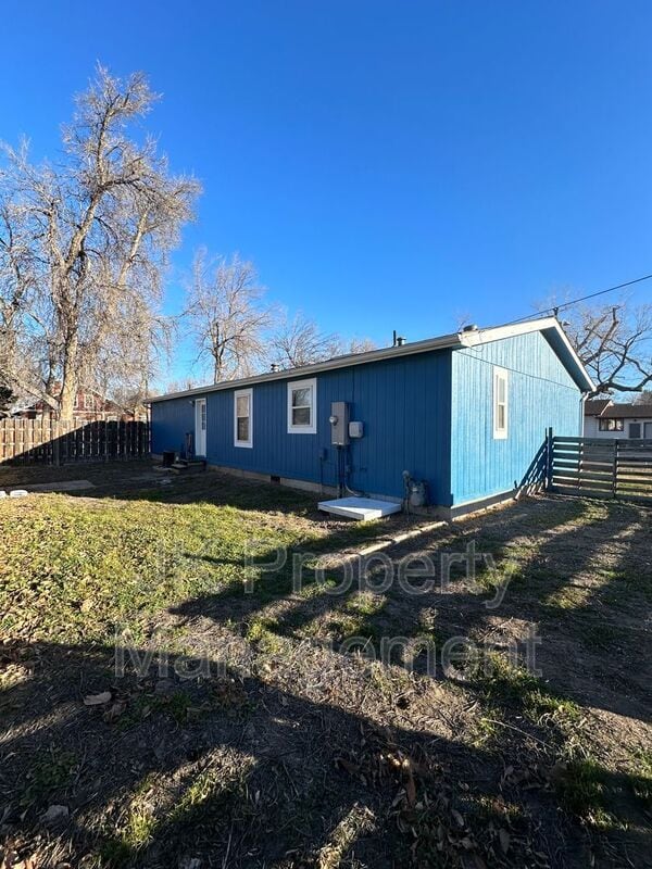 Photo - 300 7th St SW