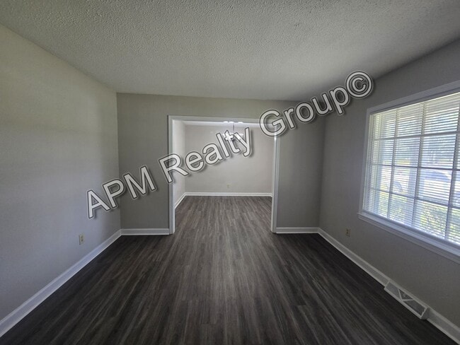 Photo - Spacious three bedroom West Columbia home