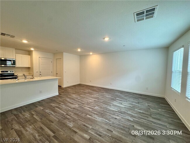 927 Pink Sugarbird St