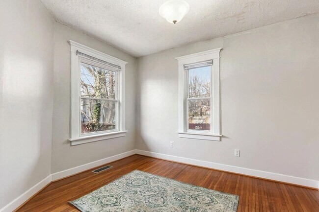 Photo - 204 Chittenden Ave