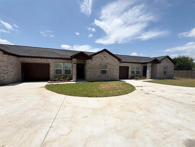 Photo - 9508 Quaker Ct