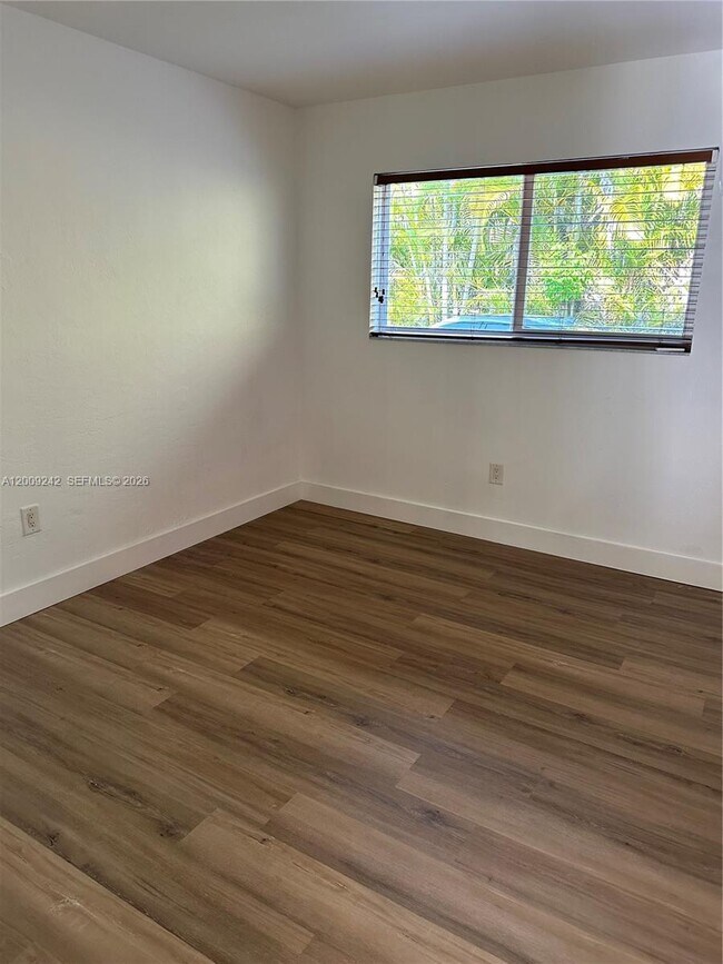 Photo - 6310 SW 79th St Unit 1