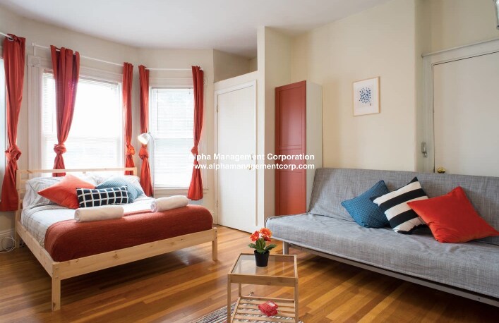 Photo - 23 N Beacon St Unidad 5