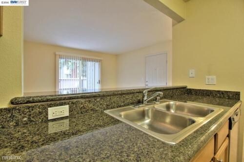 Photo - 37294 Spruce Terrace