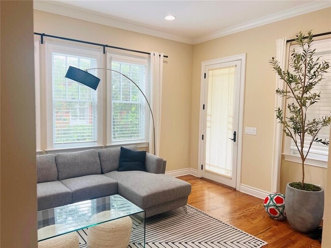 Photo - 609 S Dakota Ave