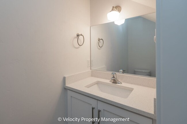 Photo - 631 SE Wilson Ave Unit #1